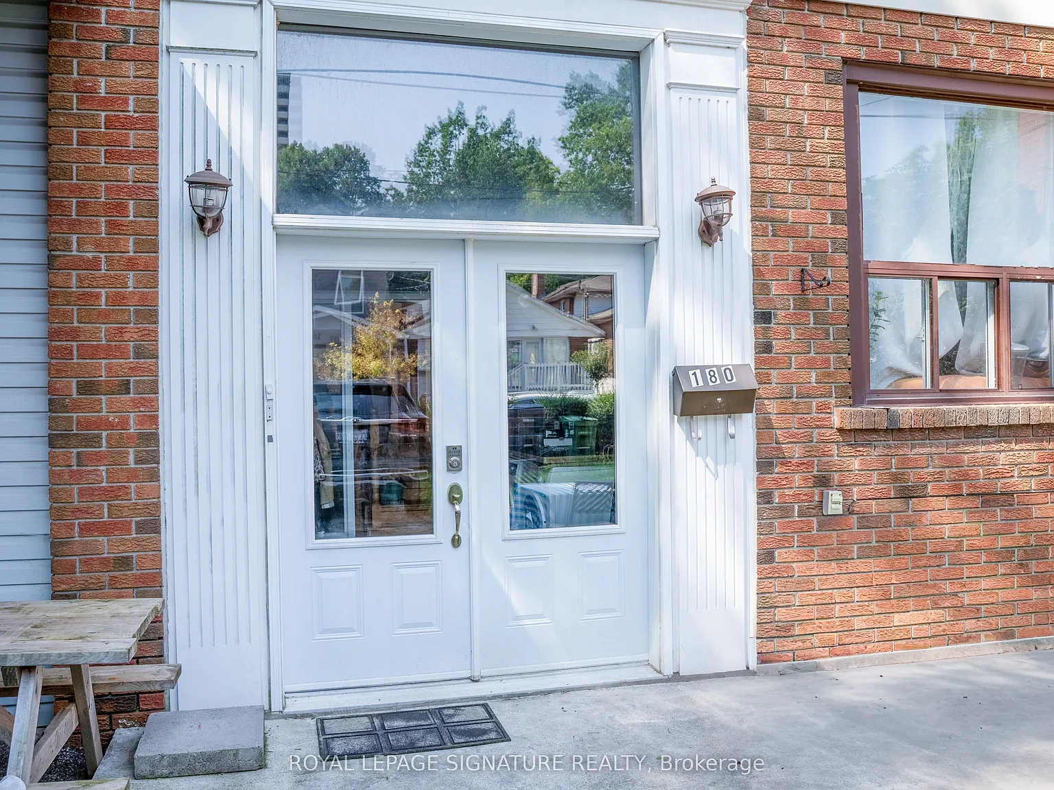1 bed, $1,400 — Photo 1