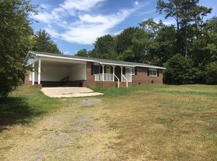 42 Pineridge Dr SE, Silver Creek, GA 30173