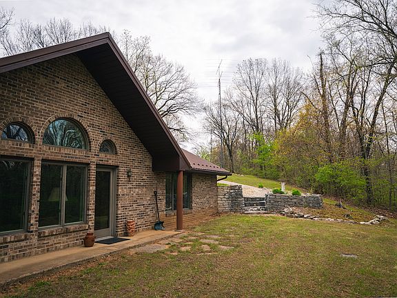 3rd image of 17157 Liberty Ridge Rd