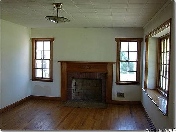3rd image of 308 Julia Avenue