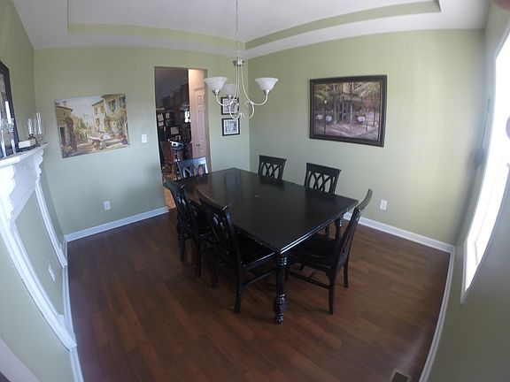 4th image of 4301 Redford Ct