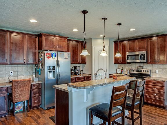 4th image of 2537 Palomino Pl