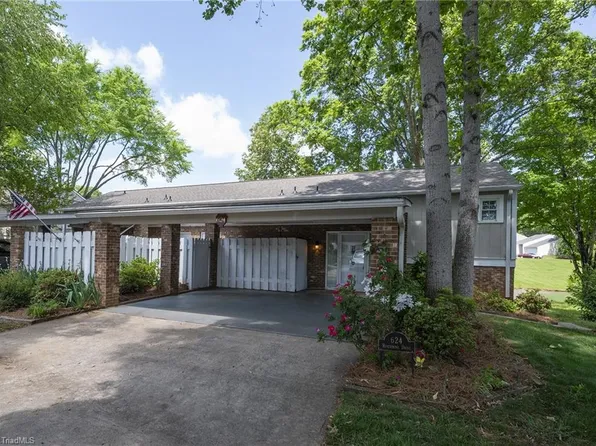 624 Riverbend Dr, Bermuda Run, NC 27006