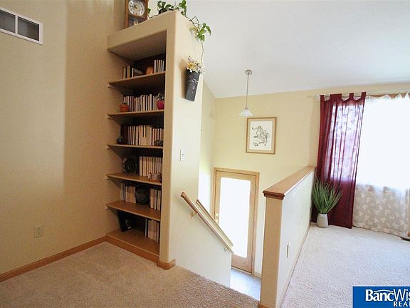 4th image of 2050 Vavrina Ln