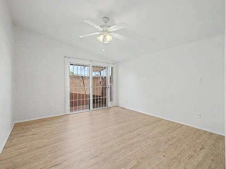 10606 W Oakmont Dr — Photo 8