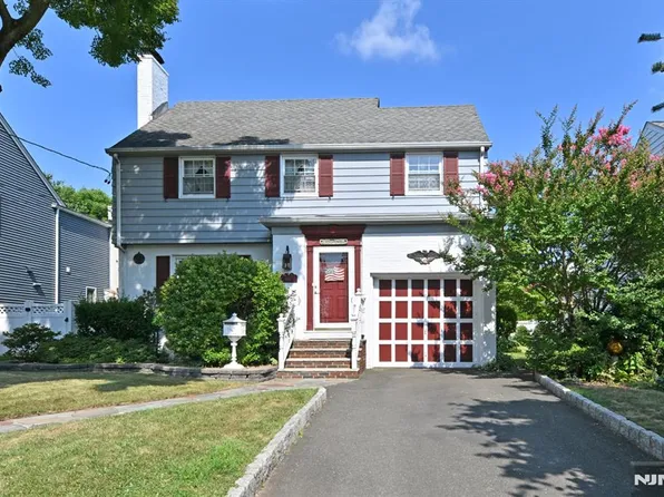 407 Golf Ave, Maywood, NJ 07607