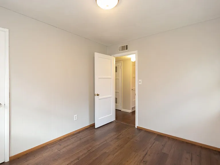 4001 W 144th St — Photo 17