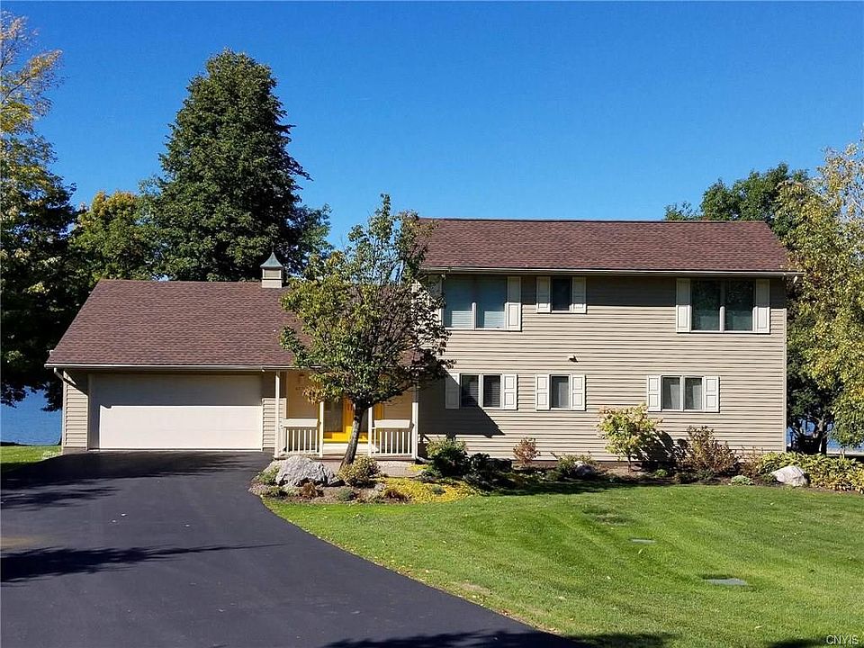 1st image of 47219 Sunset Dr