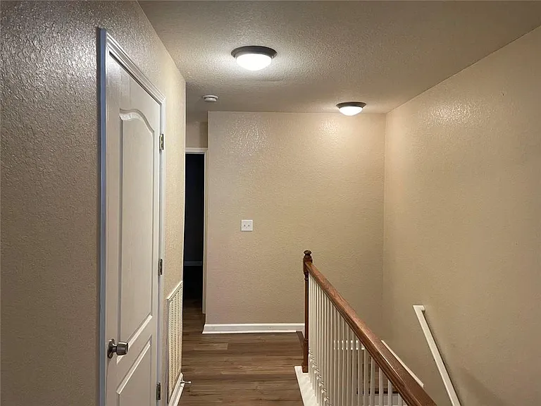 5092 Windsor Forrest Ln — Photo 9