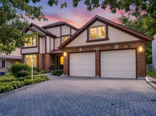 546 Sandbrooke Ct, Waterloo, ON N2T 2H4