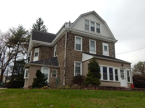 266 Shelmire St Photo 1
