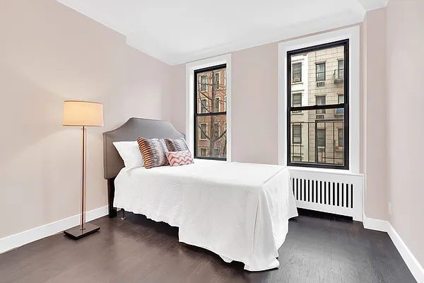 Rented by Cooper & Cooper Real Estate | media 22