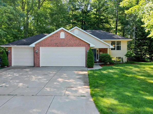 3193 Open Gate Trl, Green Bay, WI 54313