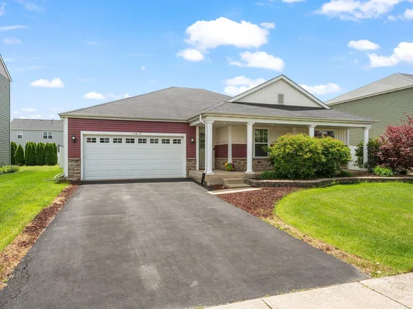 13819 Golden Grove Ave, Dyer, IN 46311