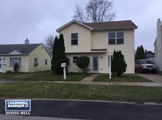 230 Vermont Ave, Aurora, IL 60505