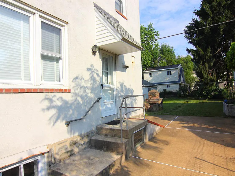772 Humphreys Rd — Photo 23