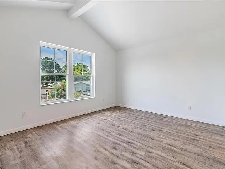 1264 Pierce St — Photo 9