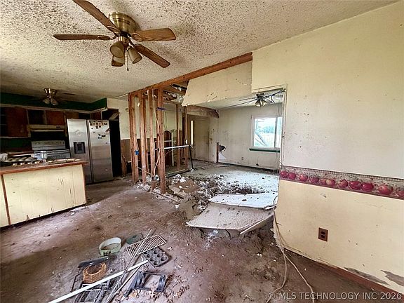 5th image of 1214 Vinson Ln