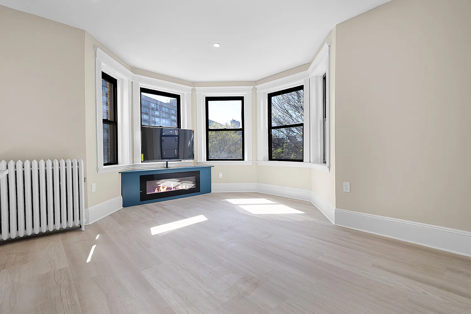 Waldorf Lofts — Photo 4