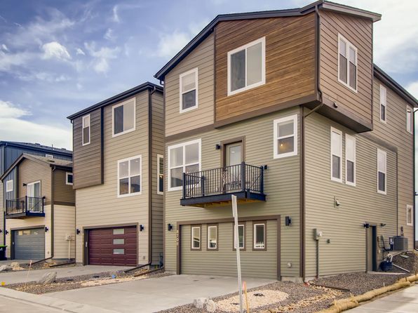 colorado-springs-colorado-443467706 picture