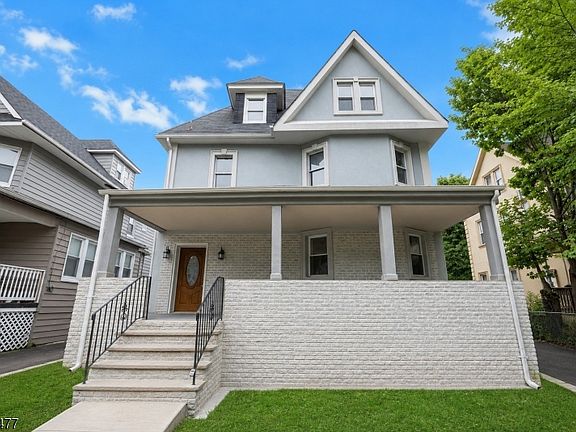2nd image of 58 Ingraham Pl
