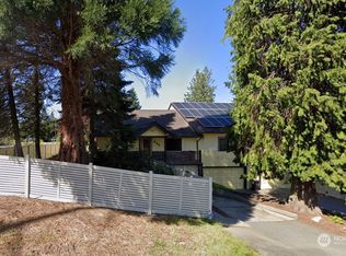 902 N 107th St, Seattle, WA