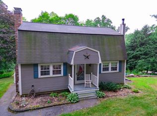 15 Bockes Rd, Londonderry, NH 03053