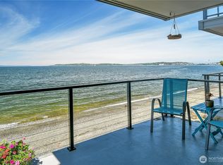 3053 Alki Ave SW APT A, Seattle, WA 98116