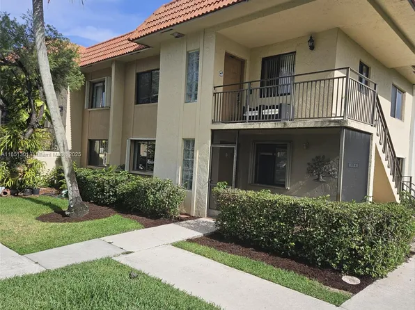 366 Lakeview Dr APT 104, Fort Lauderdale, FL 33326