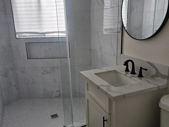 222 E South St APT 14, Long Beach, CA 90805
