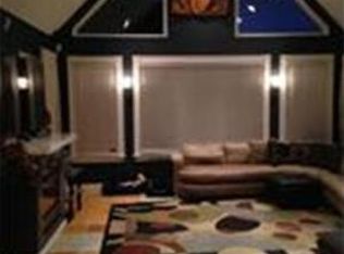 40 Pleasant St, Revere, MA 02151