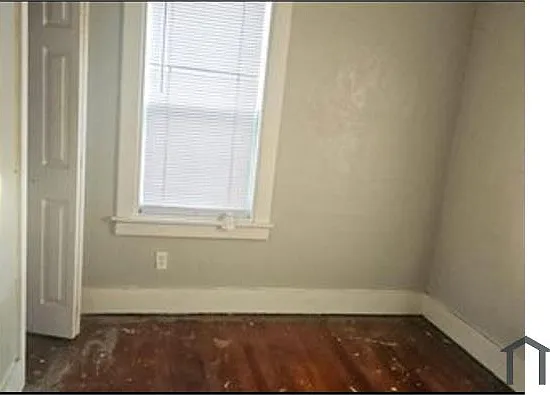2915 N Wisconsin Ave — Photo 3