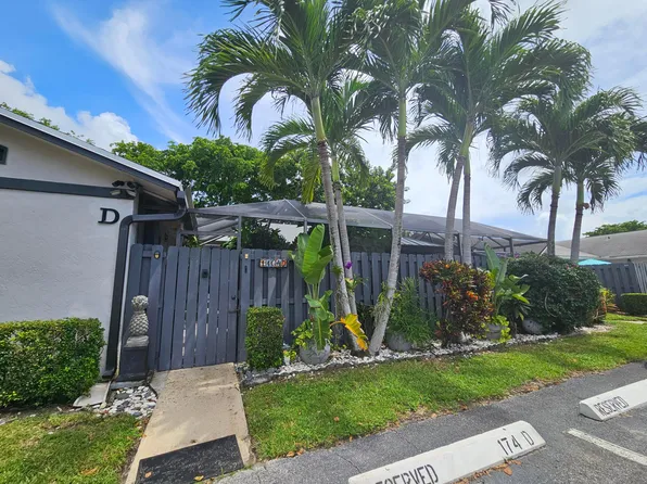 1104 SUMMIT TRAIL Circle #D, West Palm Beach, FL 33415