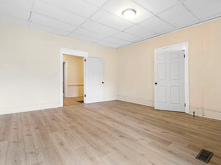1394 Ross St — Photo 25