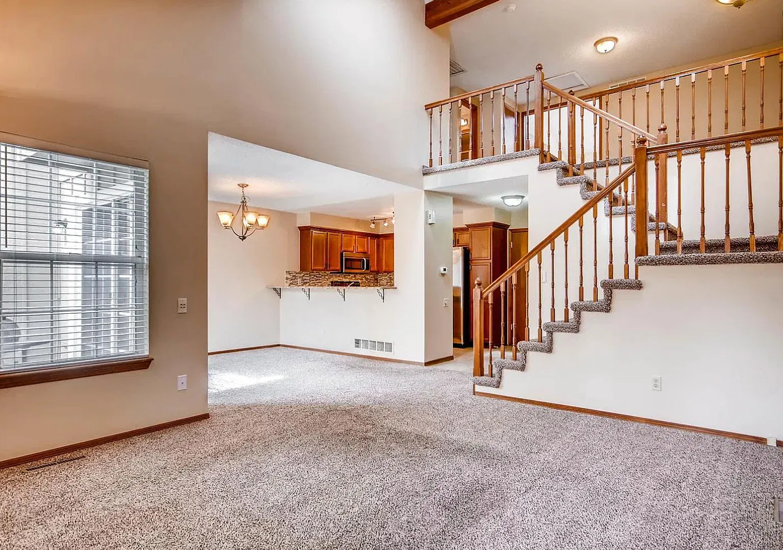 Updated two story townhome in sought-after NorthPark — Photo 3