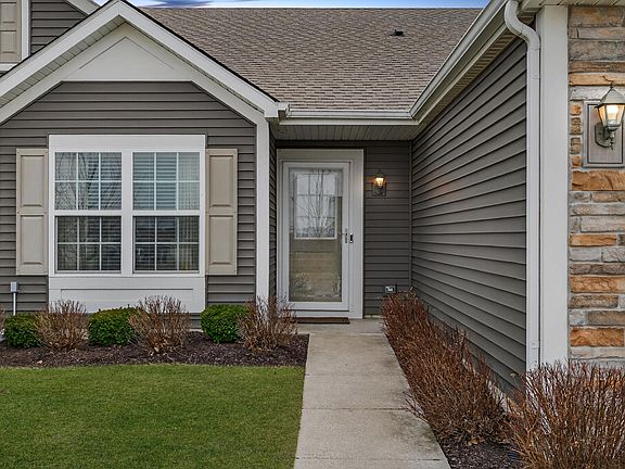 2nd image of 2310 Hudson Rd