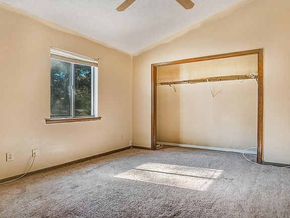 3rd image of 7133 Arlet Dr