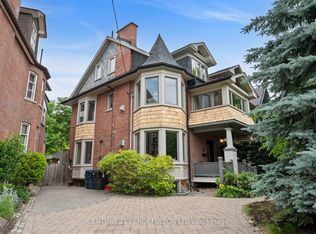 22 Columbine Ave, Toronto, ON M4L1P3