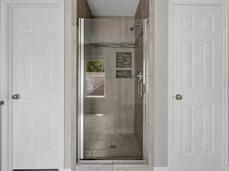 5819 Forest Timbers Dr — Photo 20