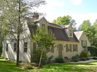 31 Alley Rd, Rochester, MA 02770