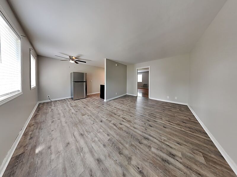 1st image of 5700 Leslie Ave #18