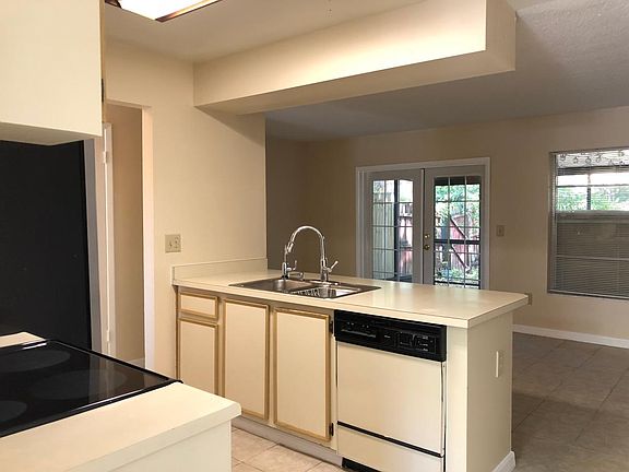 4th image of 14045 Lemon Valley Pl