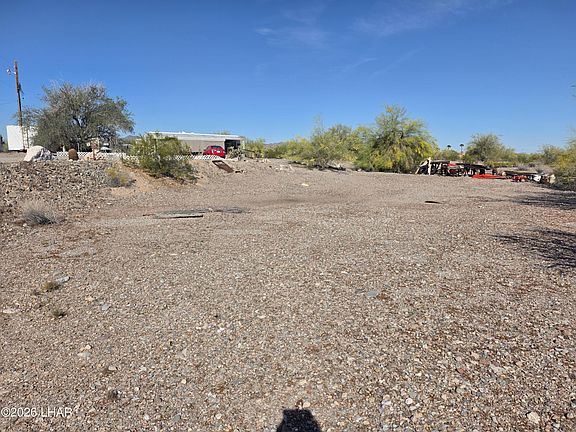 3rd image of 250 N Targa Trail Ln
