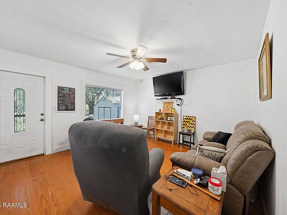 4th image of 625 Kerr Rd