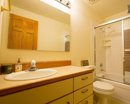 2nd image of 12106 SE 46th Ct