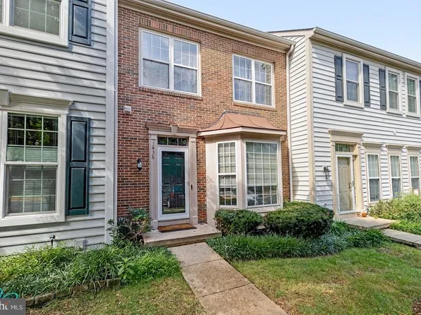 5438 Summer Leaf Ln, Alexandria, VA 22312