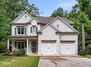 1867 Dyer Cir, Atlanta, GA