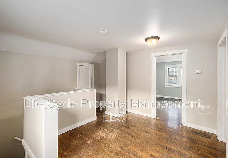 346 Quimby St NE — Photo 9