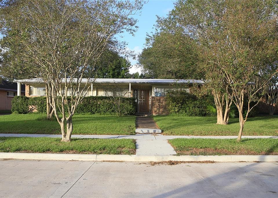 1st image of 4026 Leeshire Dr