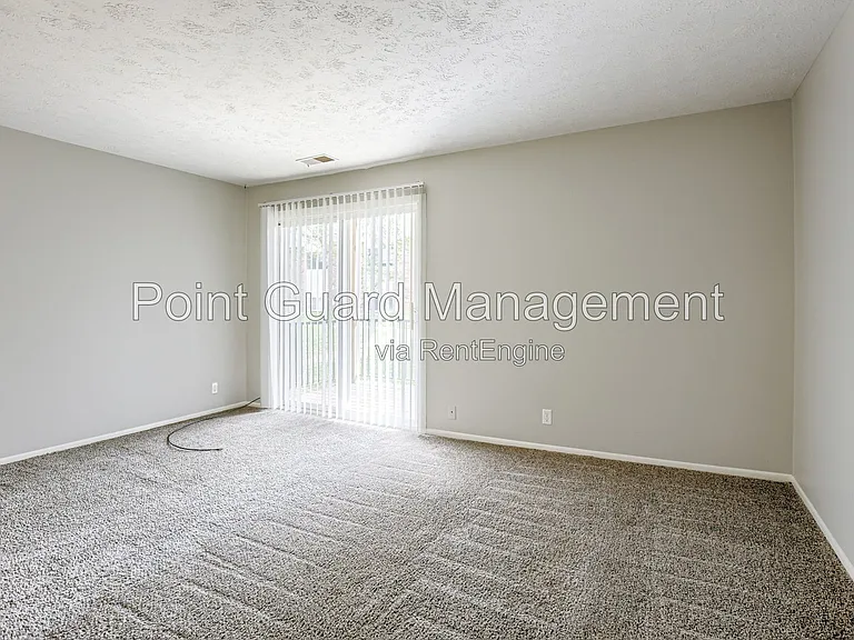 Brent Village — Photo 66